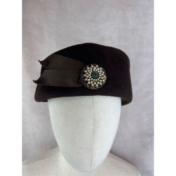 Vintage Mod 50s 60s Brown Felt Pill Box Hat - Picture 2 of 8
